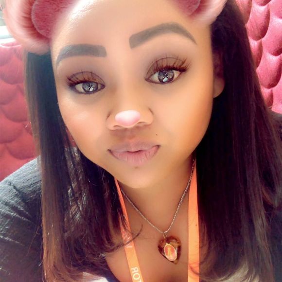 Meet your Posher, Phylisa - Picture 1 of 1